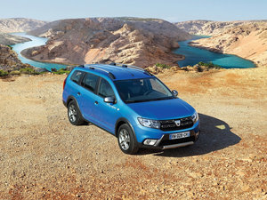 2017MCV Stepway w^