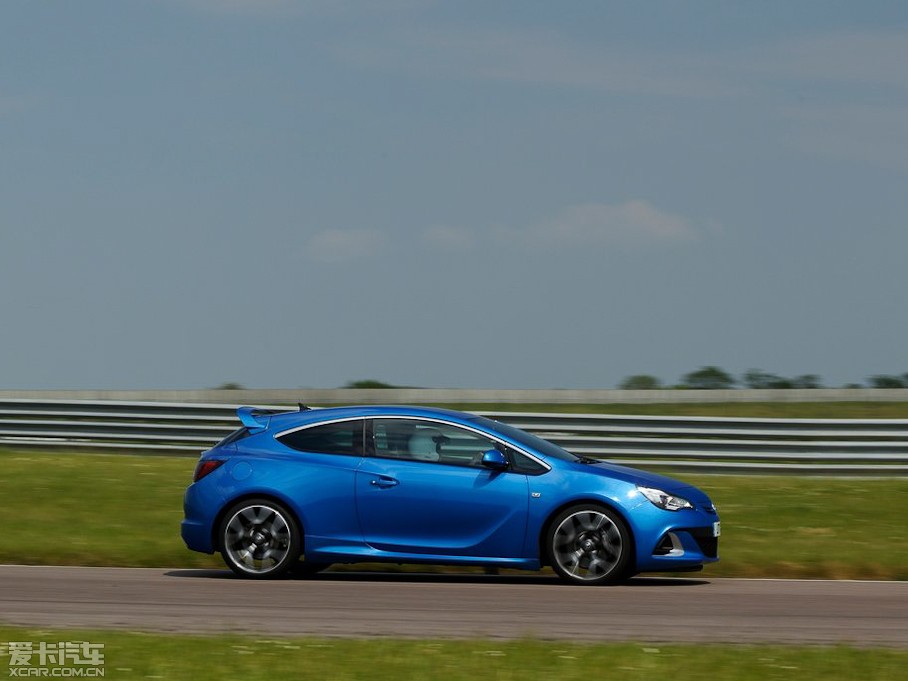 2013ֿ˹Astra VXR