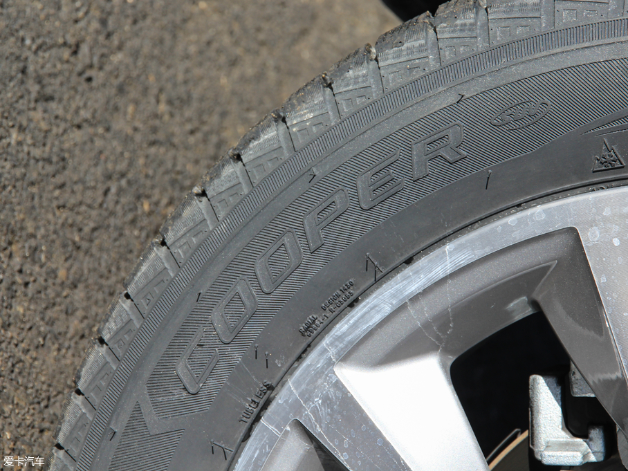 2018H7 { 2.0T ԄӃ򌐂