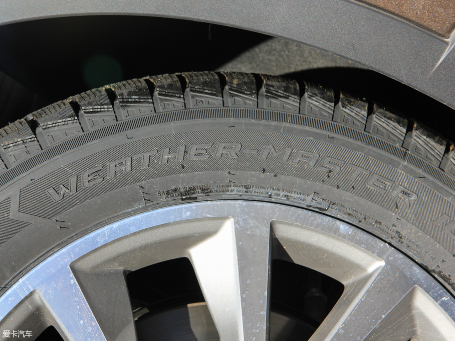 2018H7 { 2.0T ԄӃ򌐂