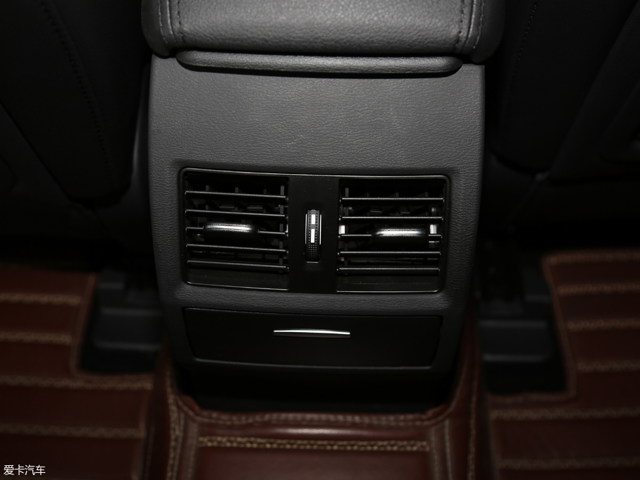 2018�����H7 �Ŀ� �{�� 2.0T �ԄӃ��������