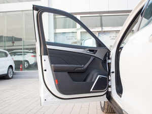 2018{ 2.0T ԄӃ {λ܇T