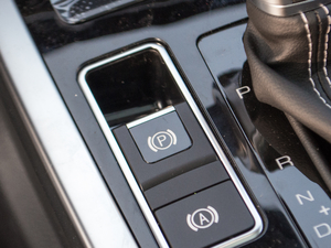 2018{ 2.0T ԄӃ v܇Ƅ