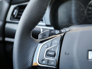 2018{ 2.0T ԄӃ򌐂 п؅^