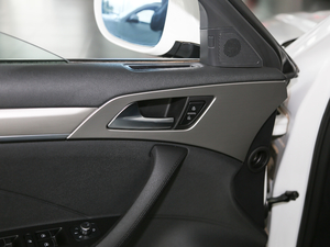 2018Ŀ { 2.0T ԄӃ g