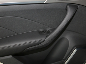 2018Ŀ { 2.0T ԄӃ g