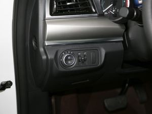 2018Ŀ { 2.0T ԄӃ п؅^