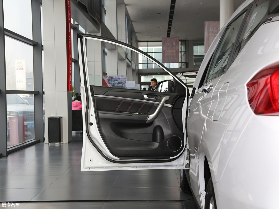 2018M6 Ŀ 1.5T ԄӃ򌾫Ӣ