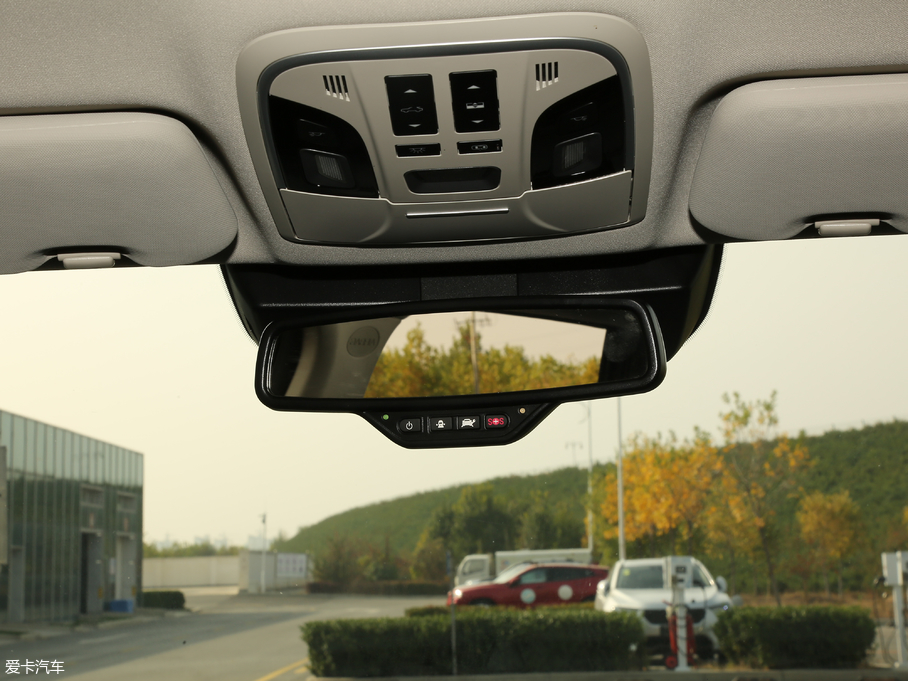 2019�����F7 1.5T ���i�� ��V