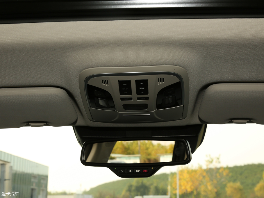 2019�����F7 1.5T ���i�� ��V