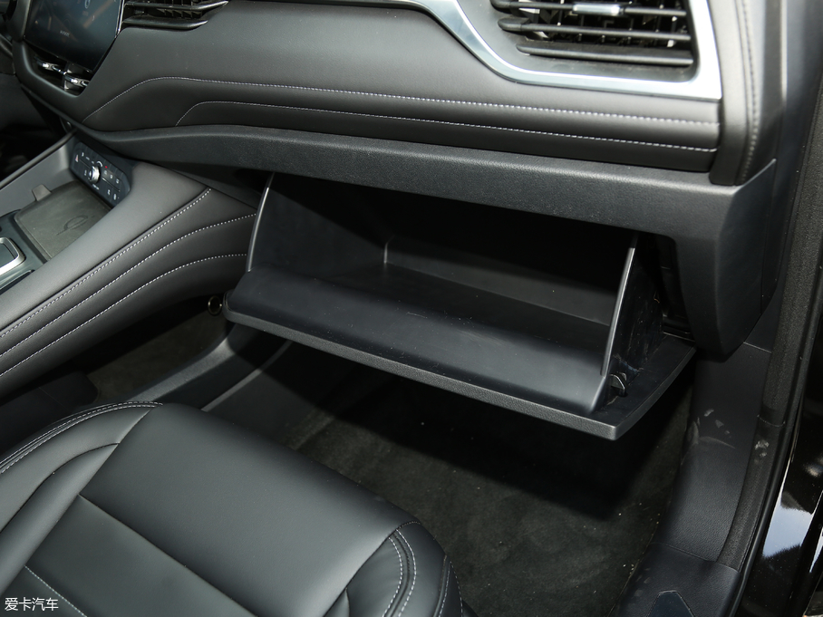 2019�����F7 1.5T ���i�� ��V