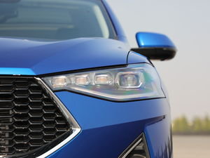 2019款2.0T 两驱i范 国V 大灯