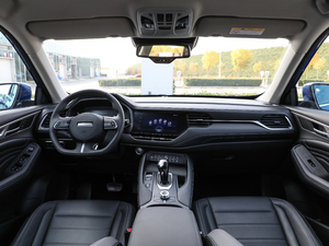 2019款2.0T 两驱i范 国V 内饰全景