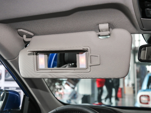 2019款1.5T 两驱i型 国V 遮阳板（左）