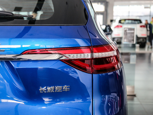2019款1.5T 两驱i型 国V 尾灯