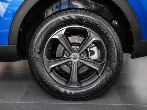 2019款1.5T 两驱i型 国V 轮圈