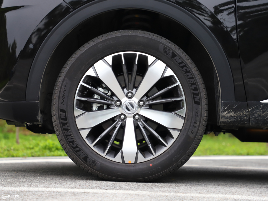 2019�����F7x 2.0T ���i��