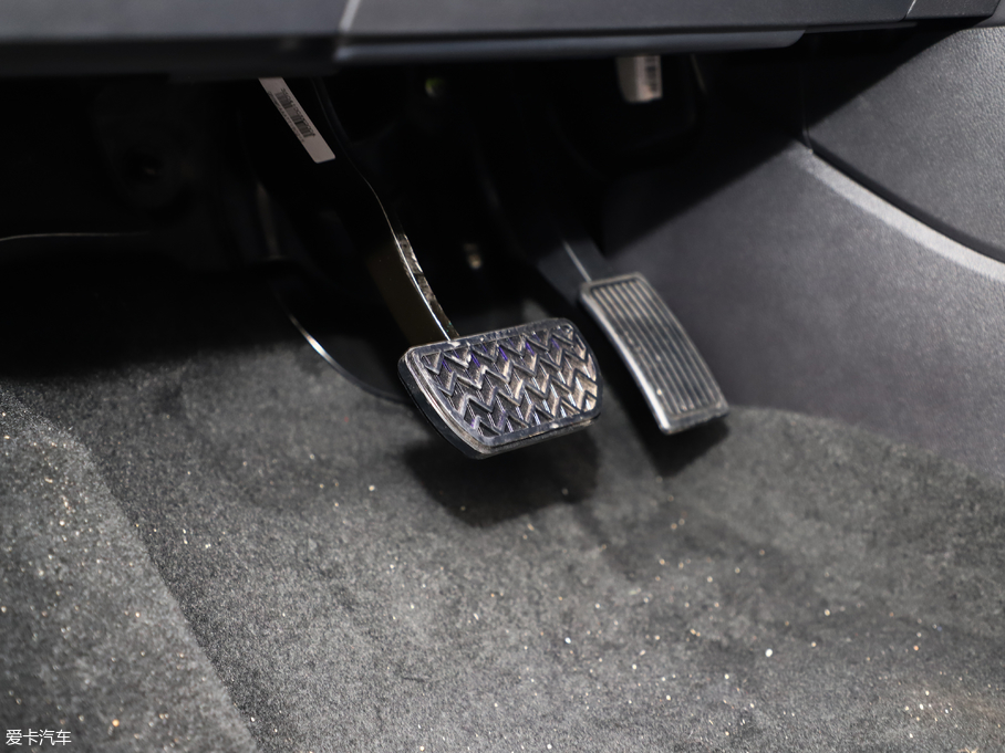 2019�����F7x 2.0T ���i��