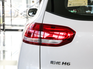 2019款红标 1.5GDIT 冠军版 尾灯