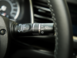 2019Hi-Life 1.5GDIT ԄӺA VI п؅^