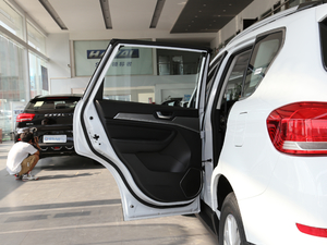 2019款运动版 1.5T 自动精英型 国VI 左后车门