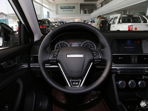 2019款运动版 1.5T 自动精英型 国VI 方向盘