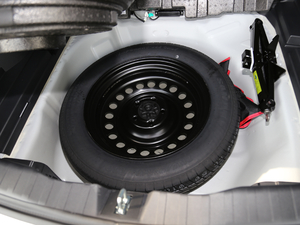 2019款运动版 1.5T 自动精英型 国VI 备胎