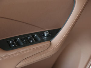 2019L 2.0T ԄF V п؅^