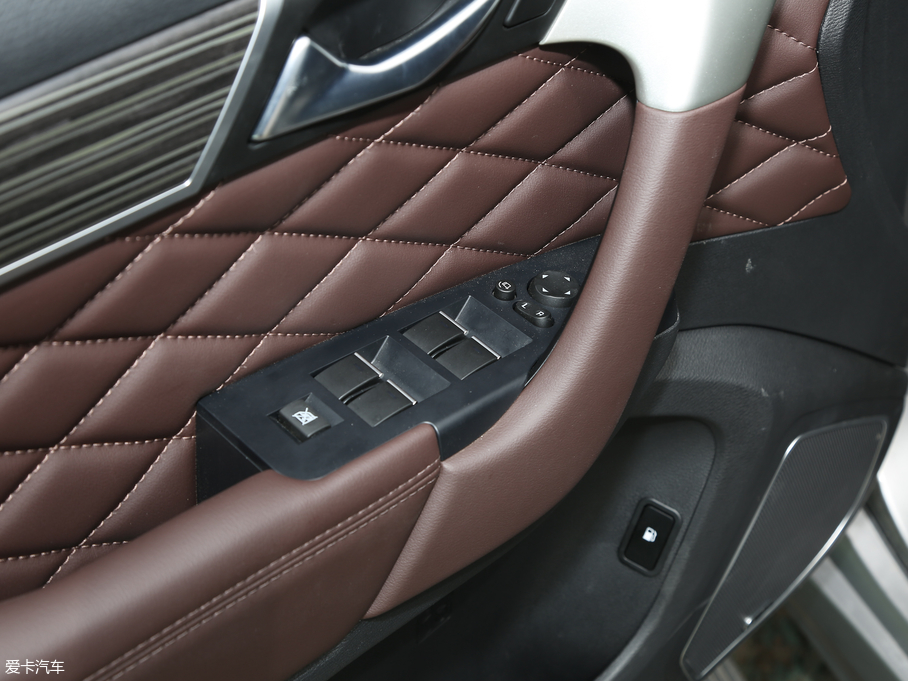 2020�����H9 2.0T �Ԅ����F�� 7��