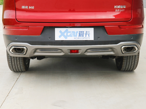 2020款2.0GDIT 自动GT冠军版 排气管