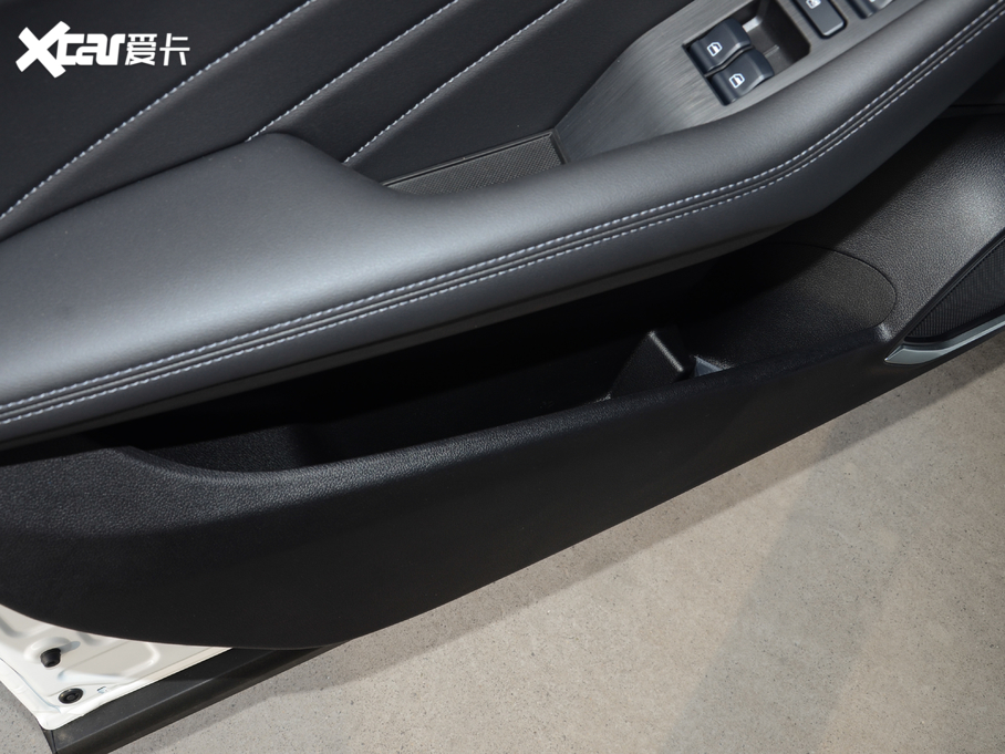 2020�����F7 2.0T ���i��