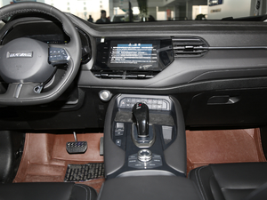 2020款1.5T 两驱i潮 中控台