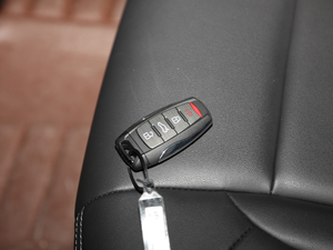 2020款1.5T 两驱i潮 车钥匙