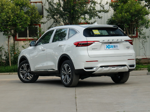 2020款2.0T 四驱i悦 左后45度