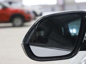 20202.0T (q)i (x)(ji)^