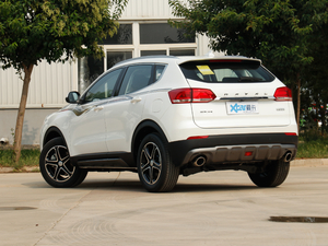 2020款乐享版 1.5T 手动劲 左后45度