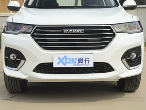 2020款乐享版 1.5T 手动劲 中网
