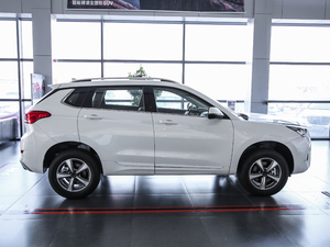 2020款智联版 1.5T 自动两驱豪华智联型 正侧（左）