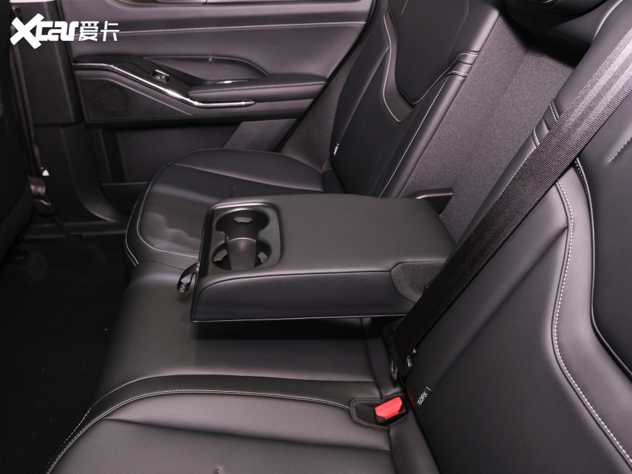 2021H6  2.0T ԄӃMax