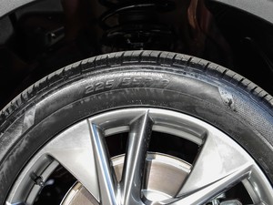 2021 1.5T ԄӃSupreme ݆̥ߴ