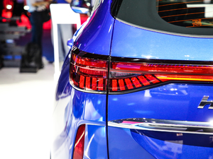 2021 1.5T ԄӃ(q)Plus (ji)^