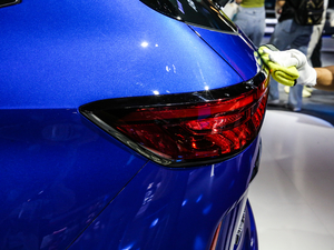 2021 1.5T ԄӃPlus ^