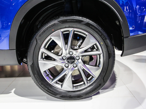 2021 1.5T ԄӃPlus ݆Ȧ