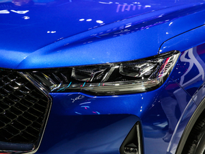 2021 1.5T ԄӃPlus ^