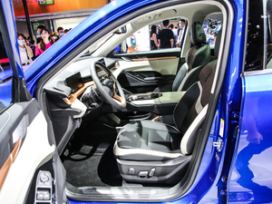 2021 1.5T ԄӃPlus ǰſg