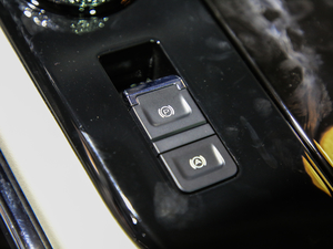 2021 1.5T ԄӃPlus v܇Ƅ