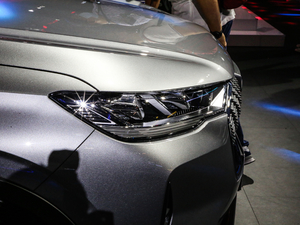 2021 1.5T ԄӃPlus ^