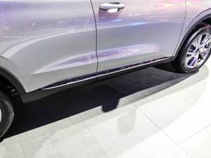 2021 1.5T ԄӃPlus ^