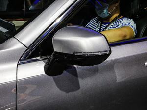 2021 1.5T ԄӃPlus ^