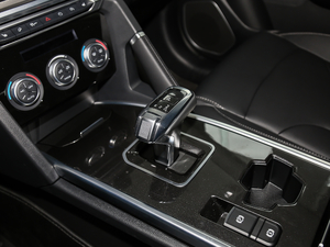 2021款运动版 1.5T 自动精英智联型 换挡杆